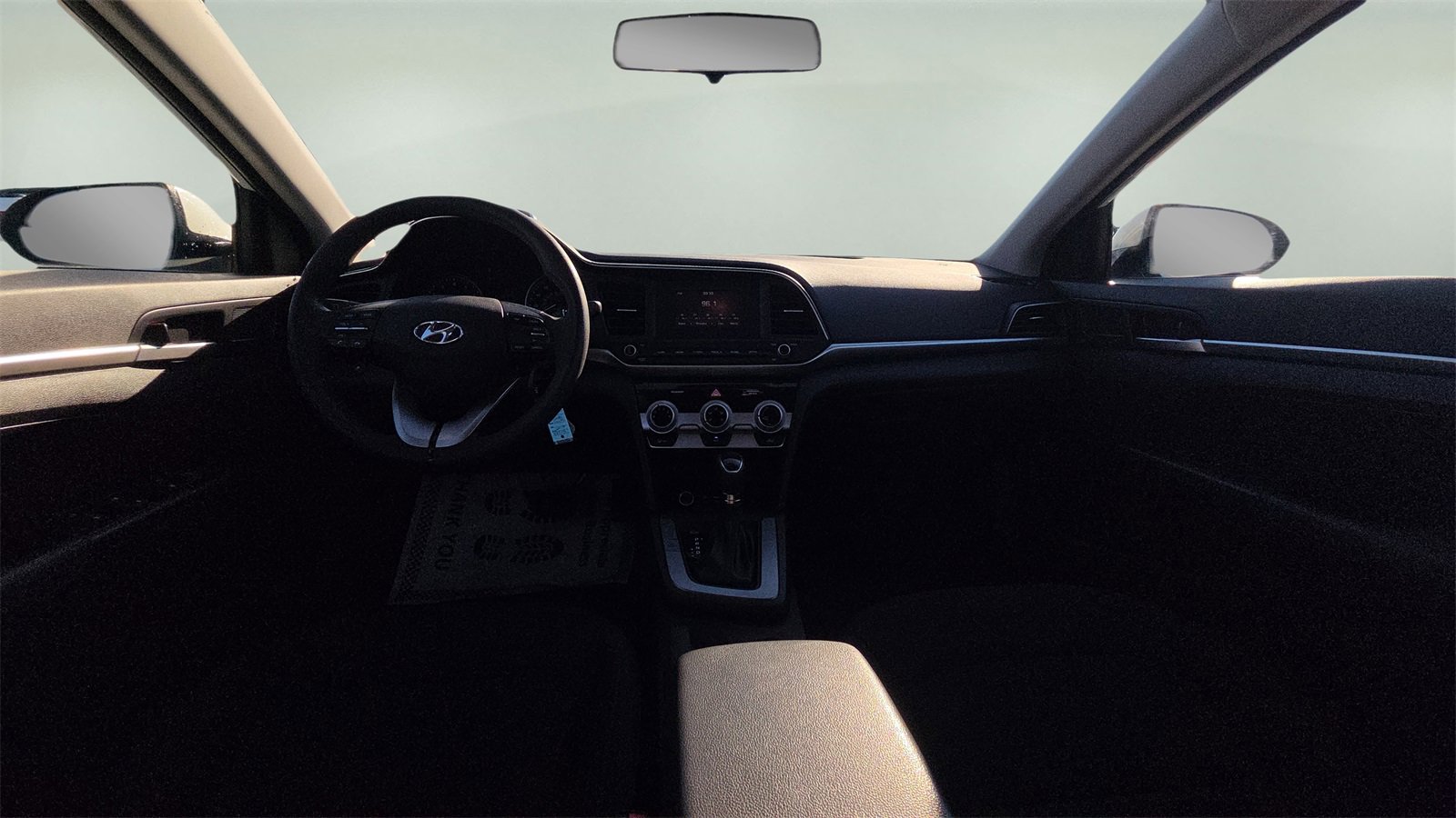 Used 2019 Hyundai Elantra SE w/ Cargo Package image 26