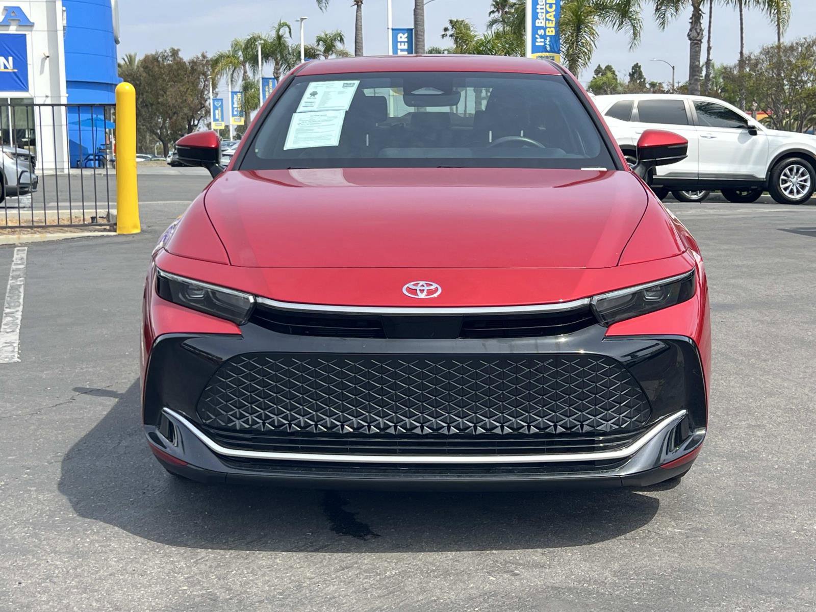 Used 2023 Toyota Crown XLE image 4