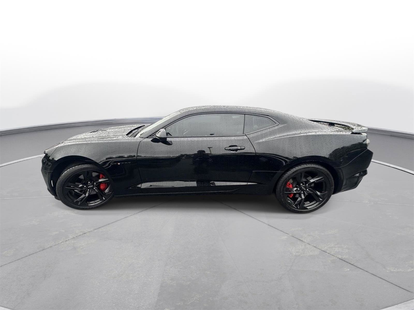 Used 2022 Chevrolet Camaro SS RWD image 9