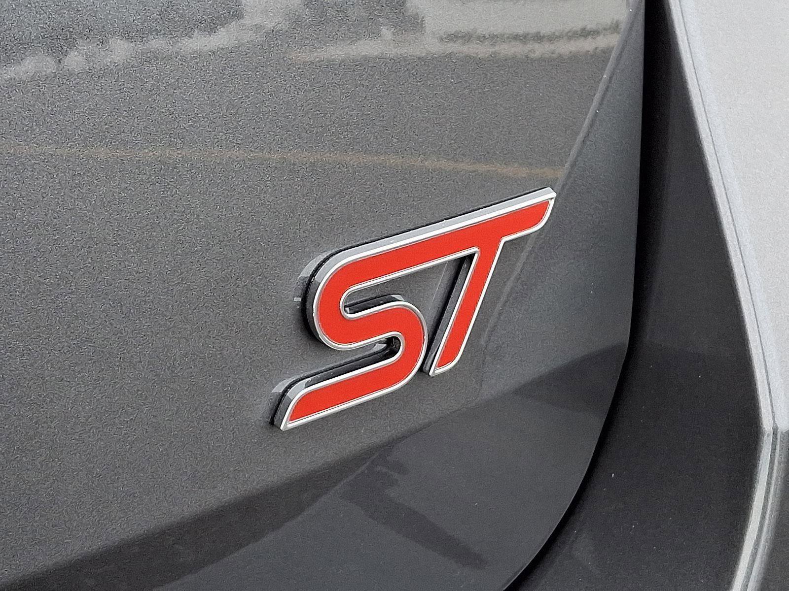 New 2026 Ford Explorer ST w/ Sun And Sound Package image 21