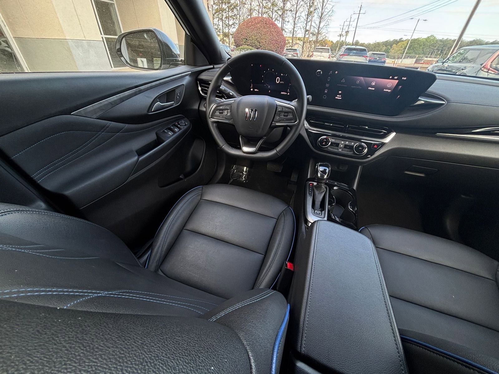 Used 2025 Buick Envista Sport Touring FWD image 36