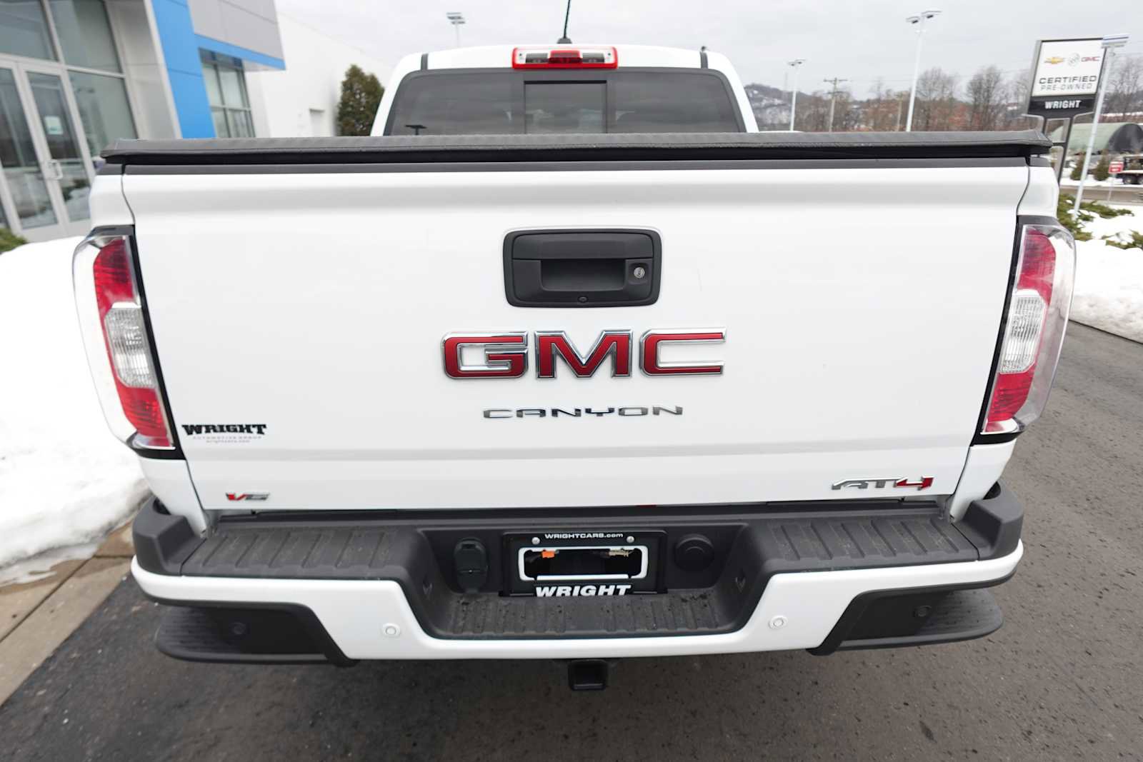 Used 2022 GMC Canyon AT4 w/ Trailering Package image 4