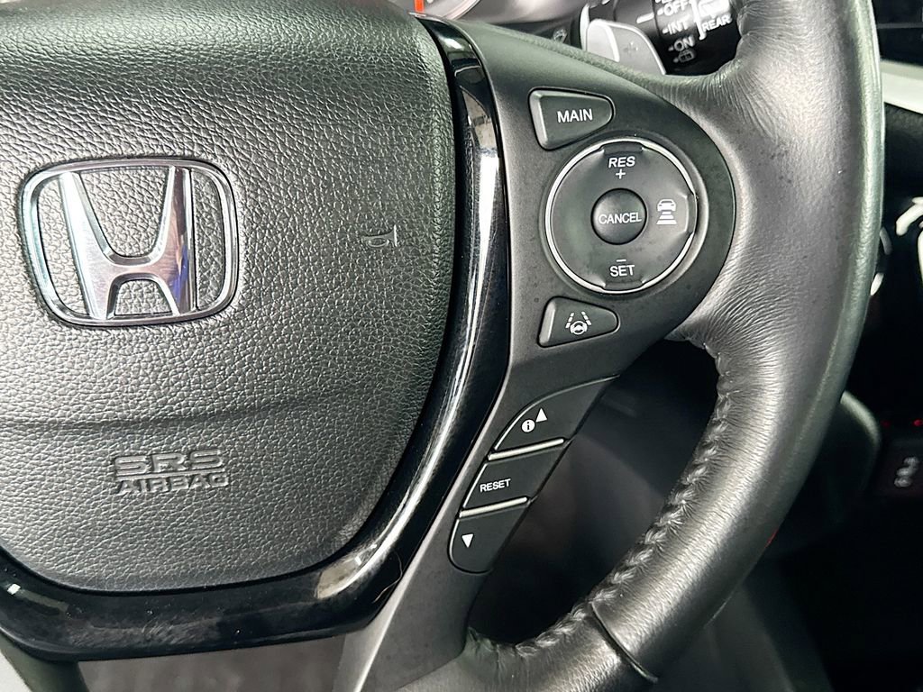 Used 2016 Honda Pilot Touring image 9