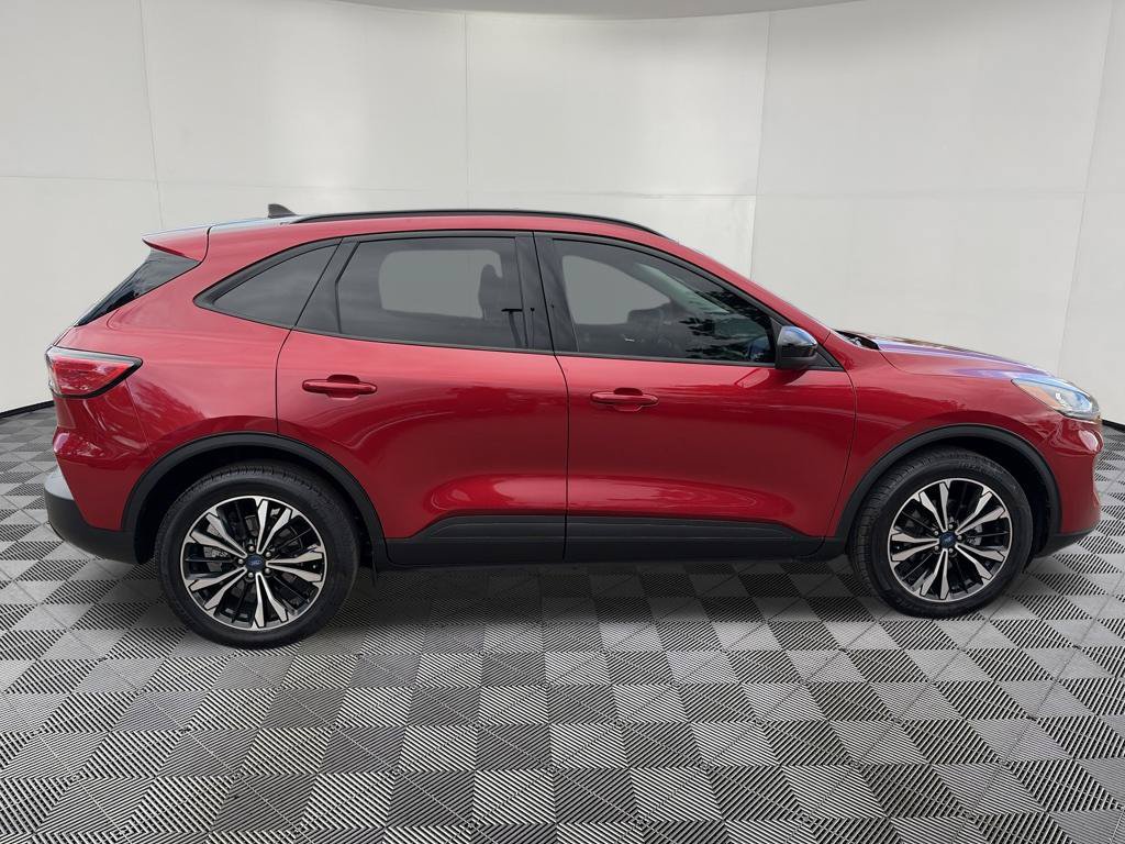 Used 2022 Ford Escape SEL w/ SEL Stealth AWD Package image 10