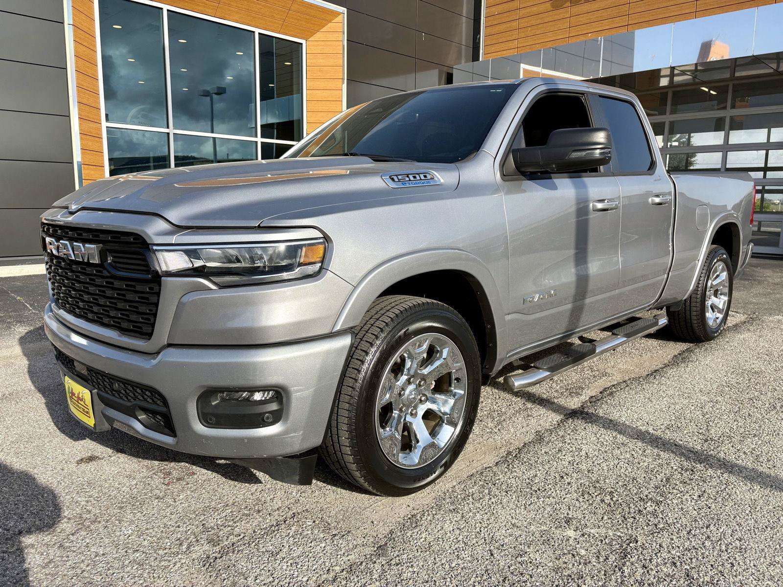 Used 2025 RAM 1500 Lone Star RWD image 7