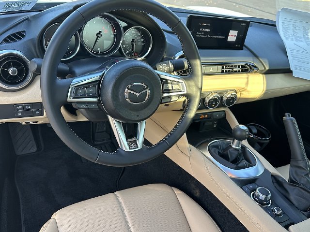 Certified 2026 MAZDA MX-5 Miata RF Grand Touring RWD image 15