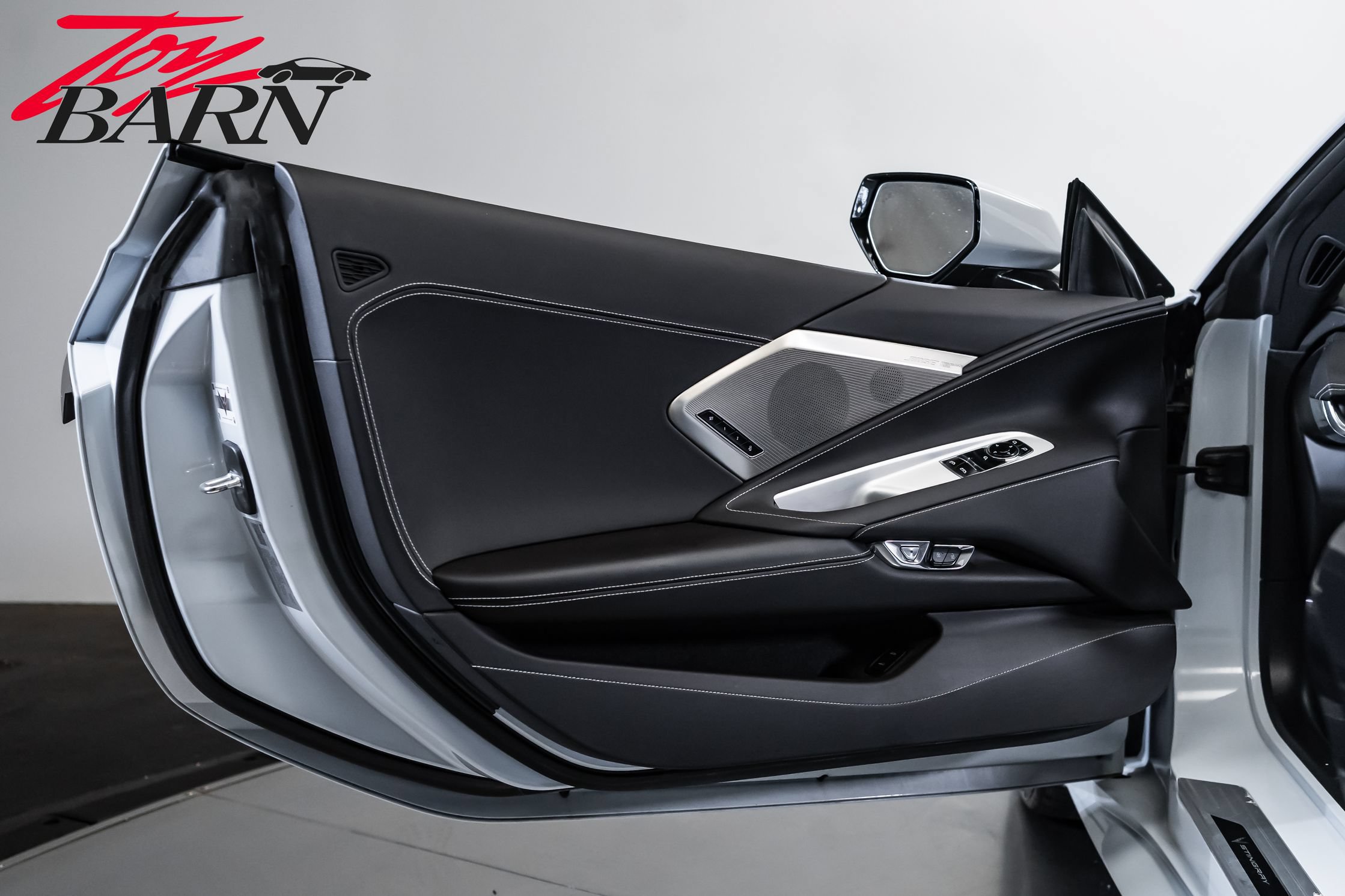Used 2022 Chevrolet Corvette Stingray Preferred Cpe w/ Z51 Performance Package RWD image 25