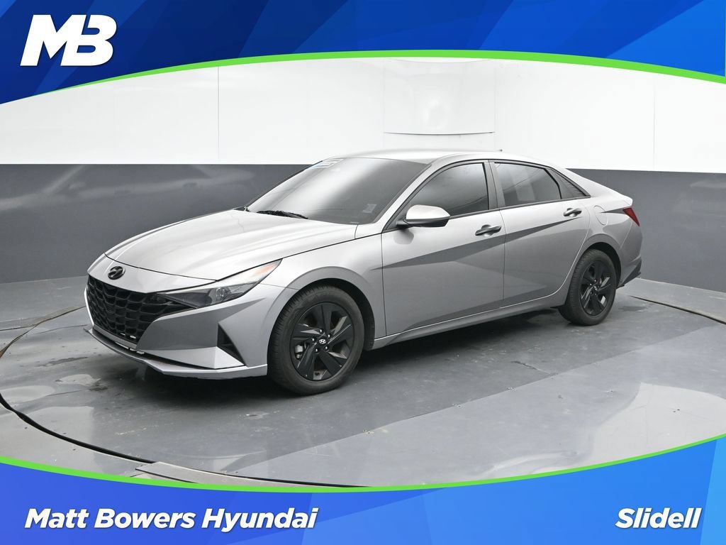 Used 2023 Hyundai Elantra SEL w/ Cargo Package FWD image 1