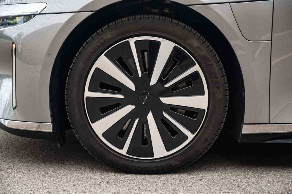Used 2025 Lucid Air Touring AWD/4WD image 13