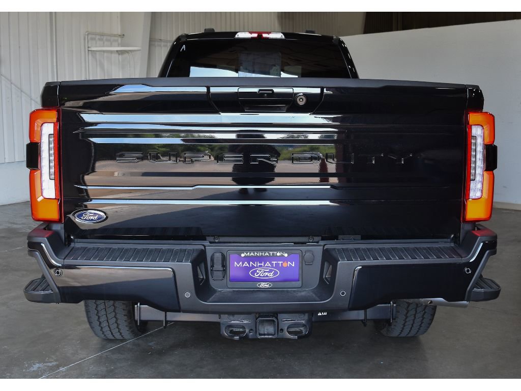 New 2025 Ford F350 Platinum w/ FX4 Off-Road Package image 10