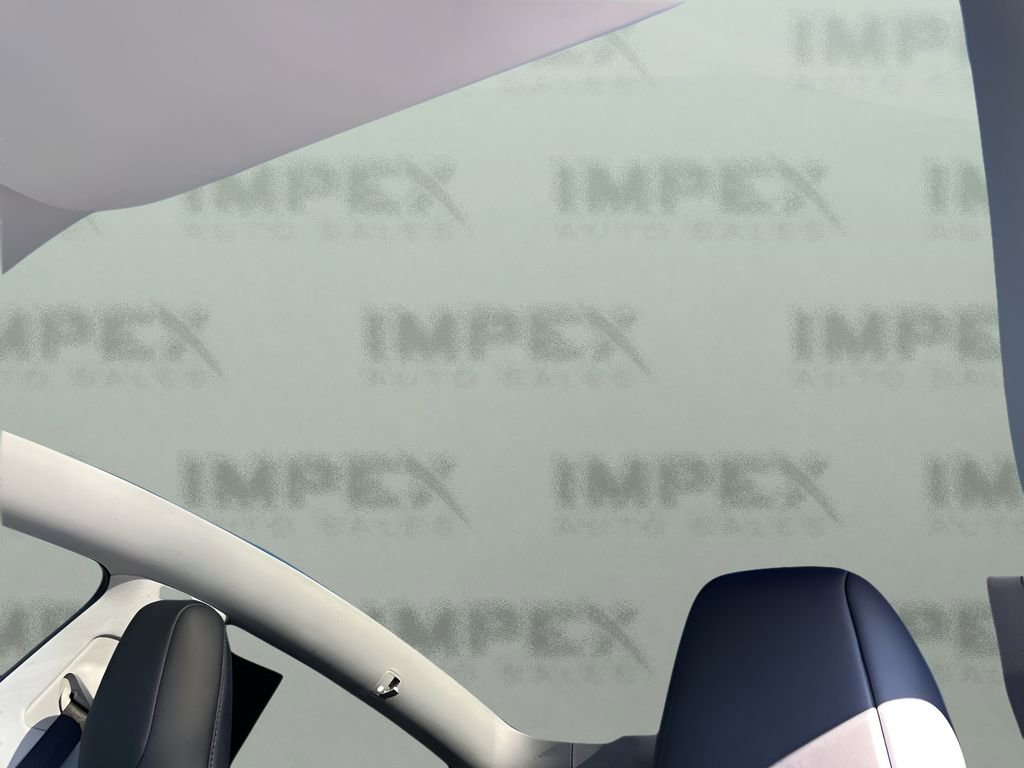 Used 2026 Tesla Model Y Long Range image 11