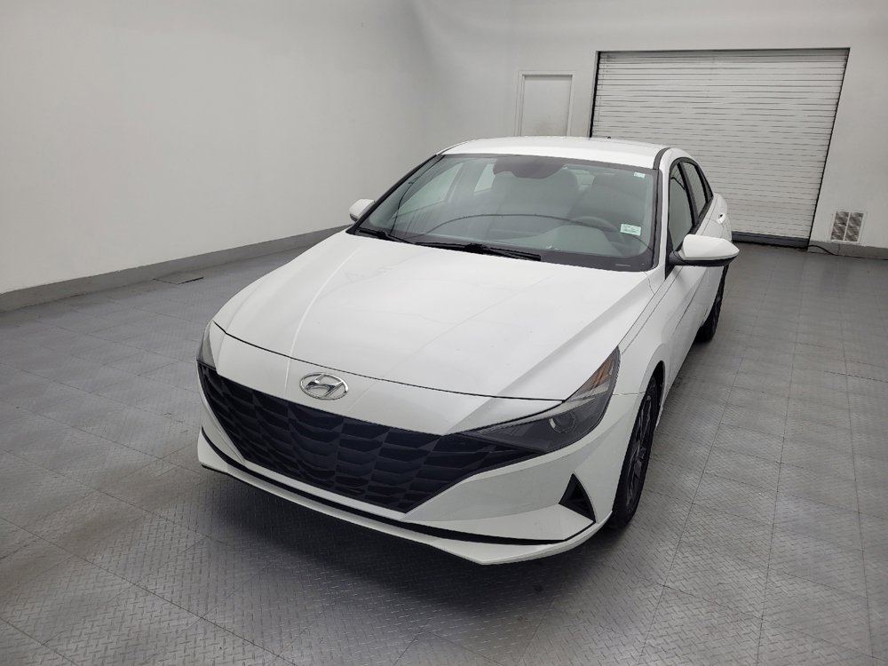 Used 2021 Hyundai Elantra SEL image 15