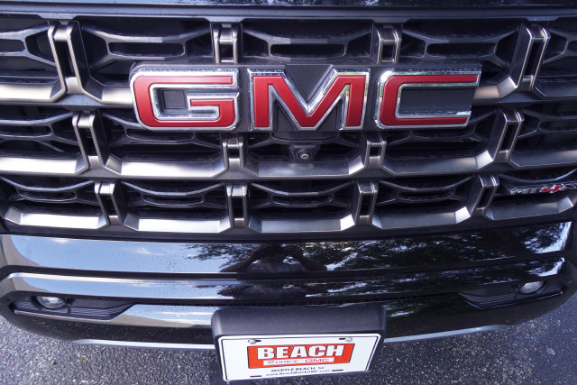 Used 2024 GMC Canyon AT4X AWD/4WD image 40
