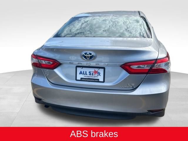 Used 2018 Toyota Camry LE FWD image 6