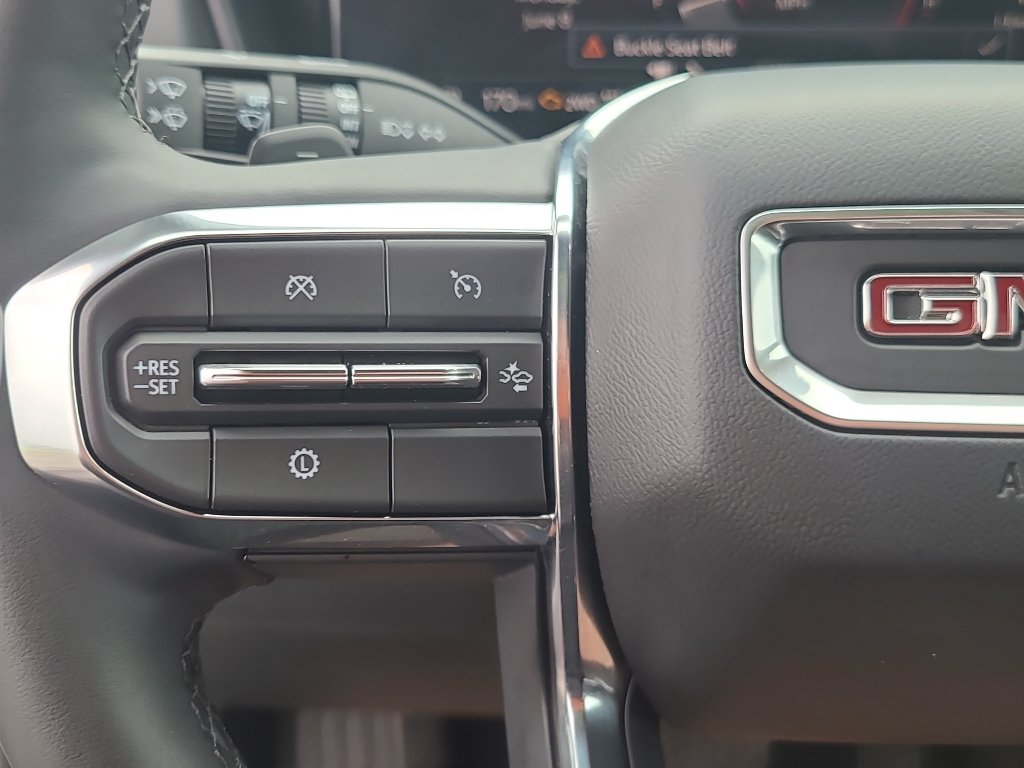 Used 2025 GMC Terrain Elevation AWD/4WD image 30