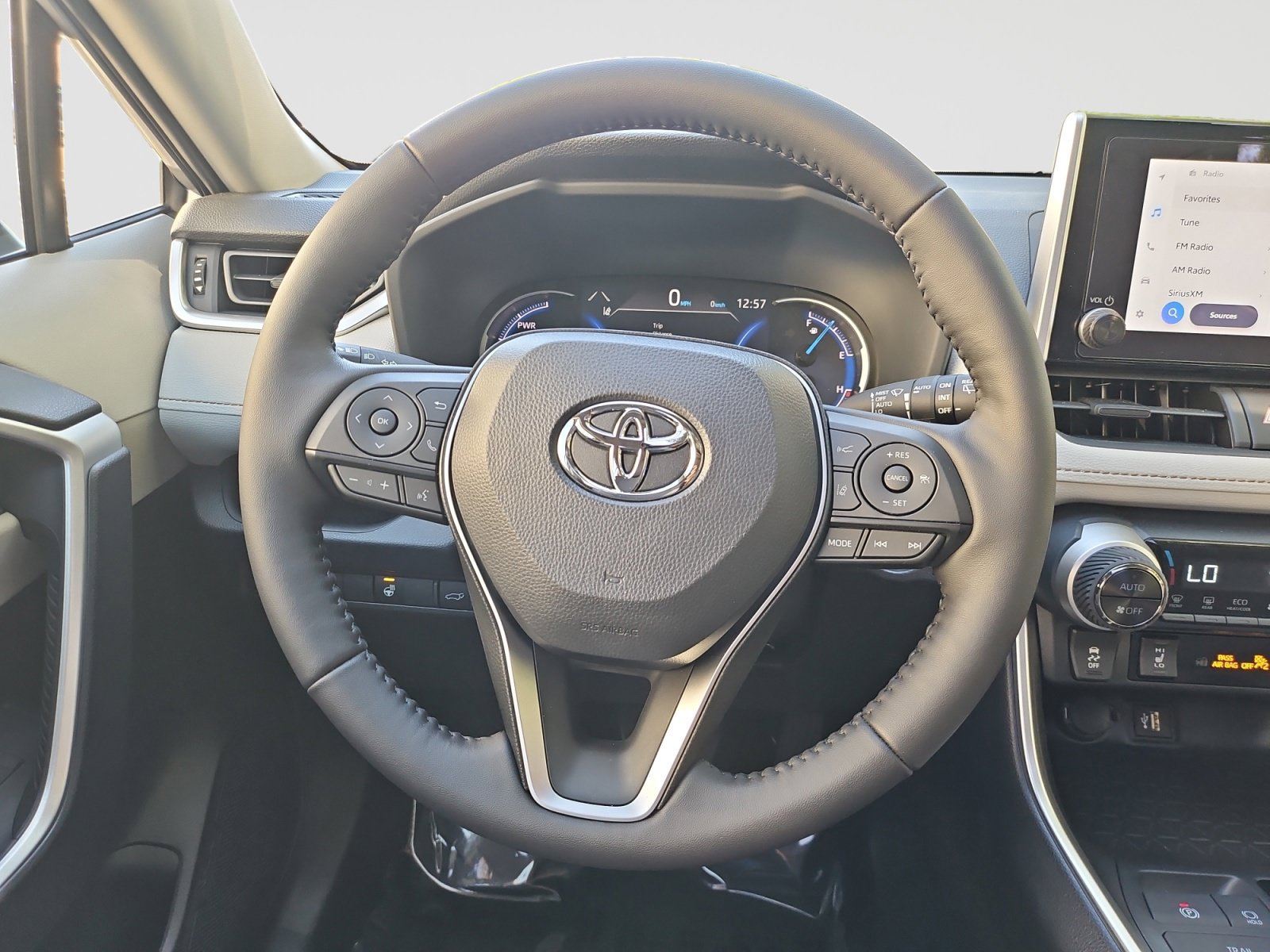 Used 2025 Toyota RAV4 XLE w/ Convenience Package AWD/4WD image 44