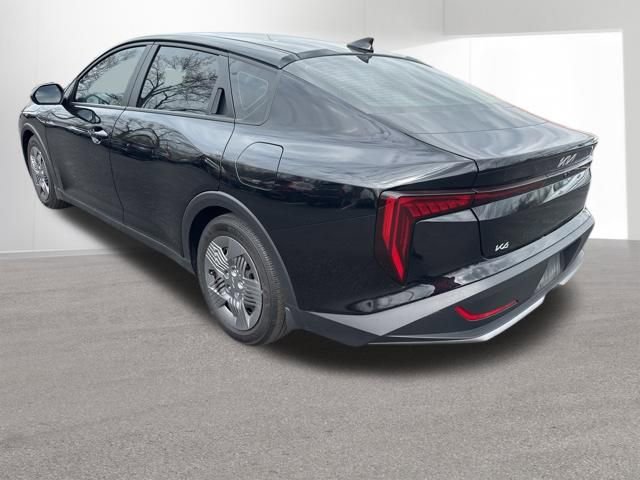 Used 2025 Kia K4 LX image 3