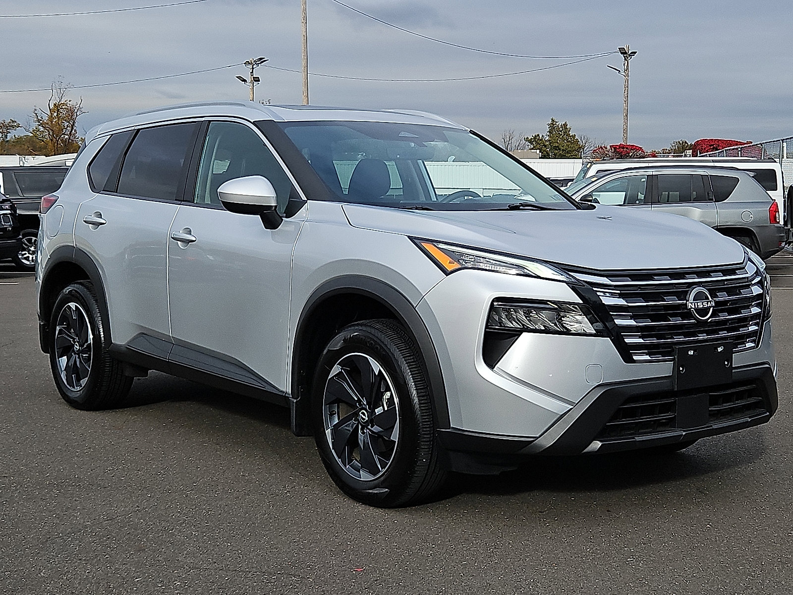 Used 2024 Nissan Rogue SV w/ SV Premium Package