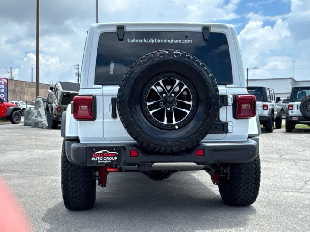 New 2026 Jeep Wrangler Unlimited Rubicon AWD/4WD image 8