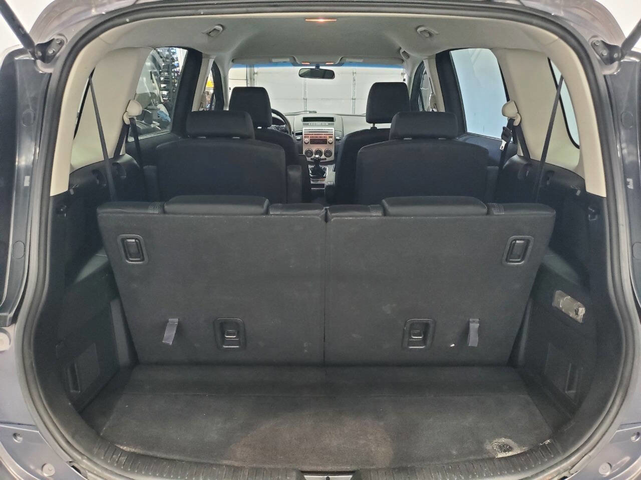 Used 2010 MAZDA MAZDA5 Sport image 12