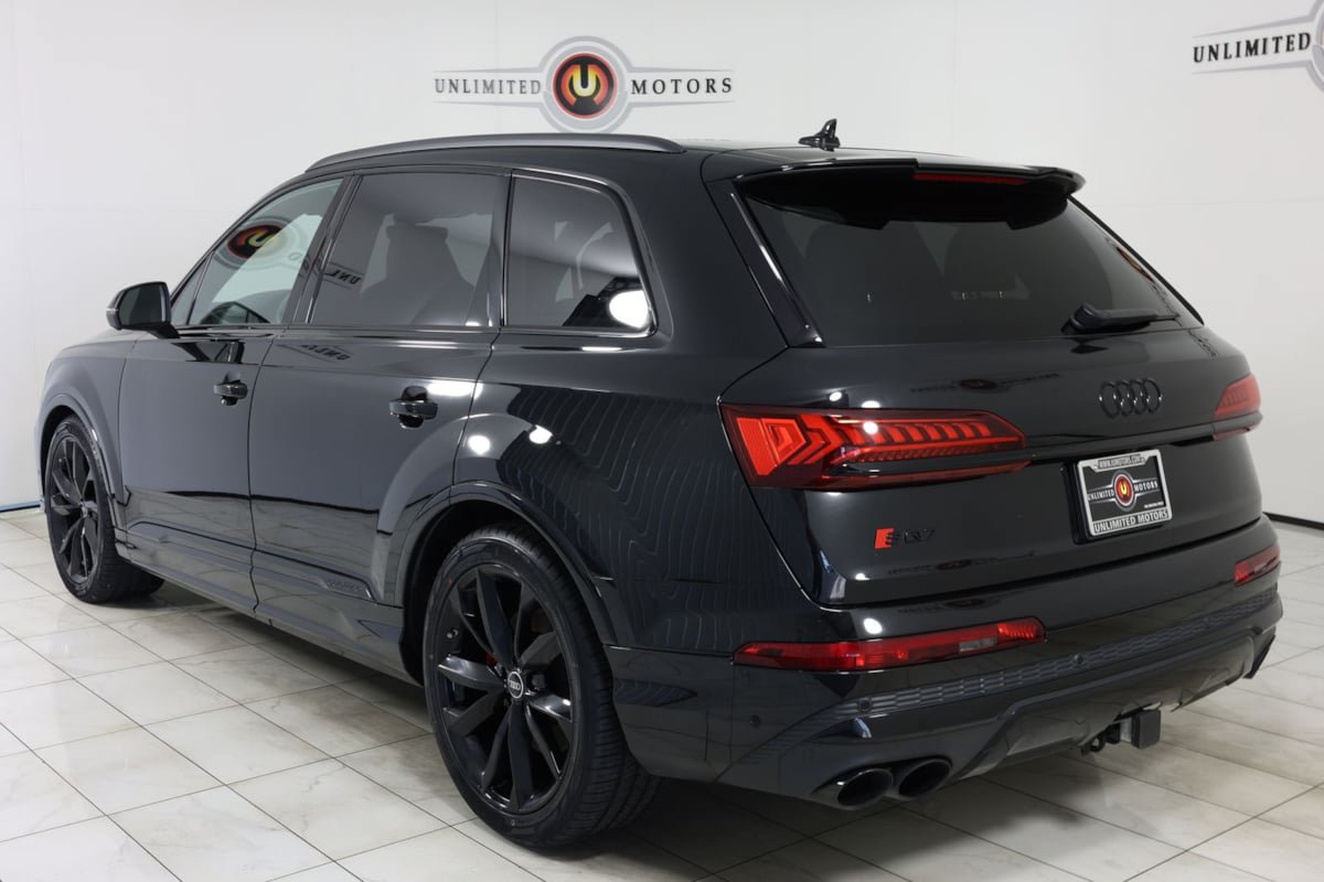 Used 2023 Audi SQ7 Prestige AWD/4WD image 4