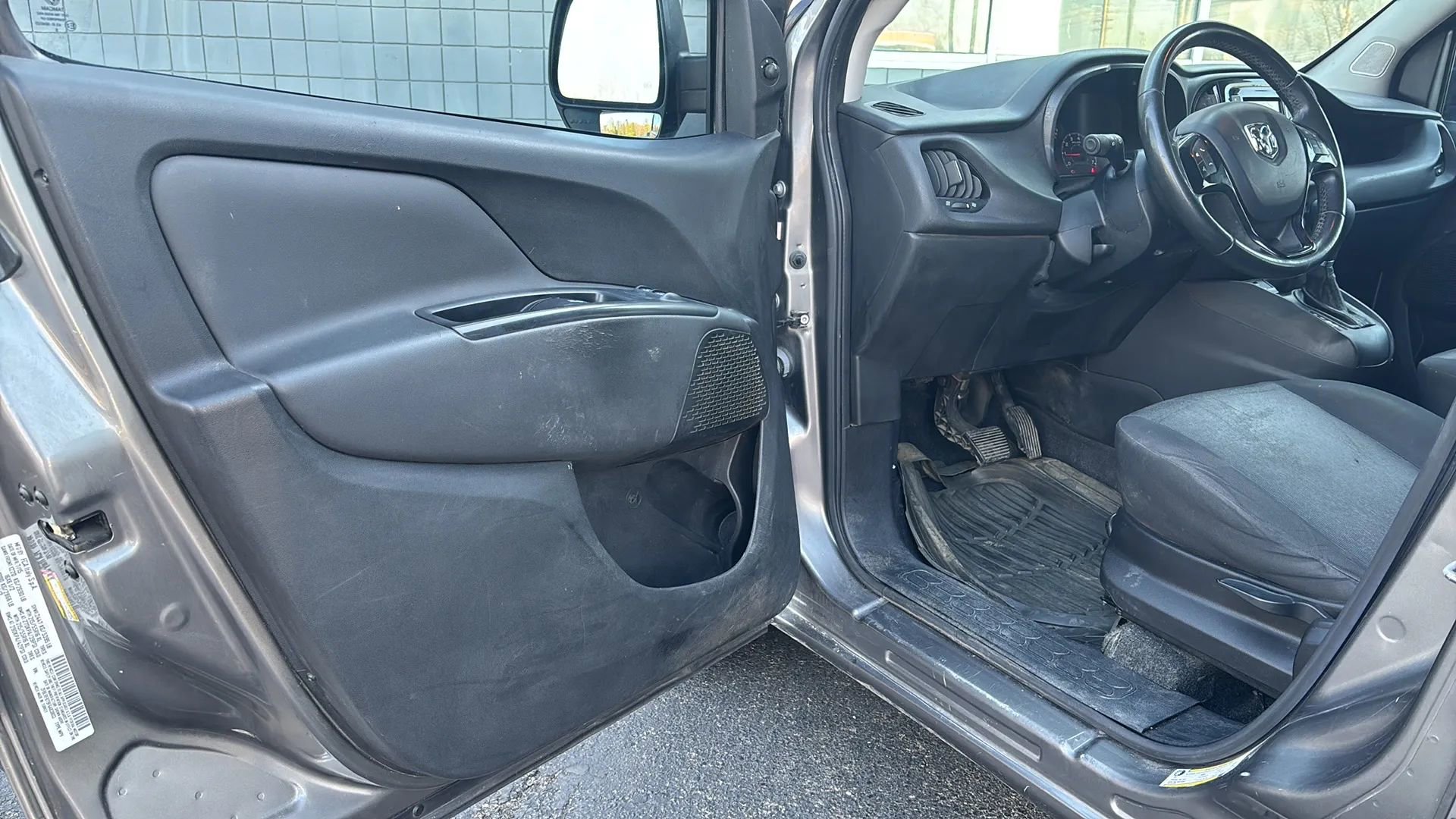 Used 2015 RAM ProMaster City Tradesman SLT w/ Rear Back-up Camera Group image 7