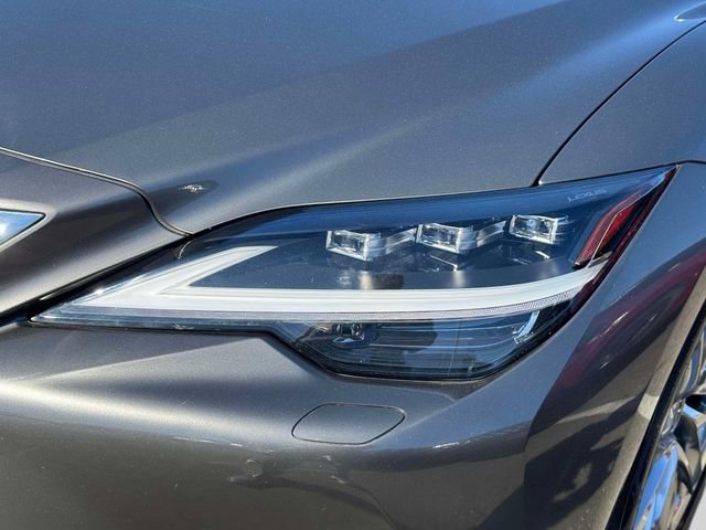 Used 2021 Lexus LS 500 AWD w/ Interior Upgrade Package image 11