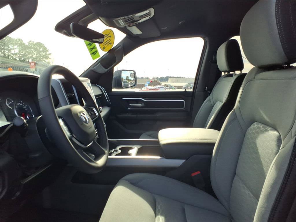 New 2026 RAM 1500 Big Horn AWD/4WD image 5