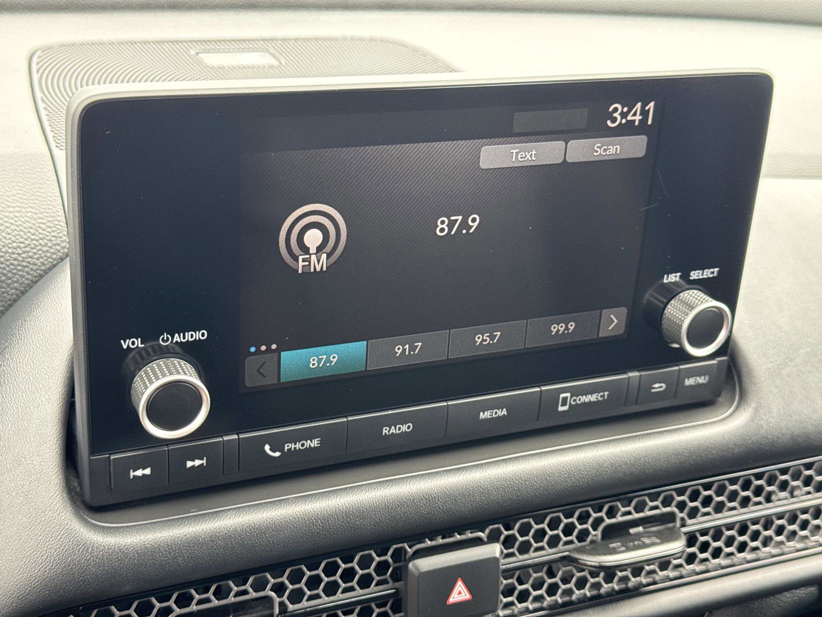 Certified 2023 Honda HR-V Sport image 14