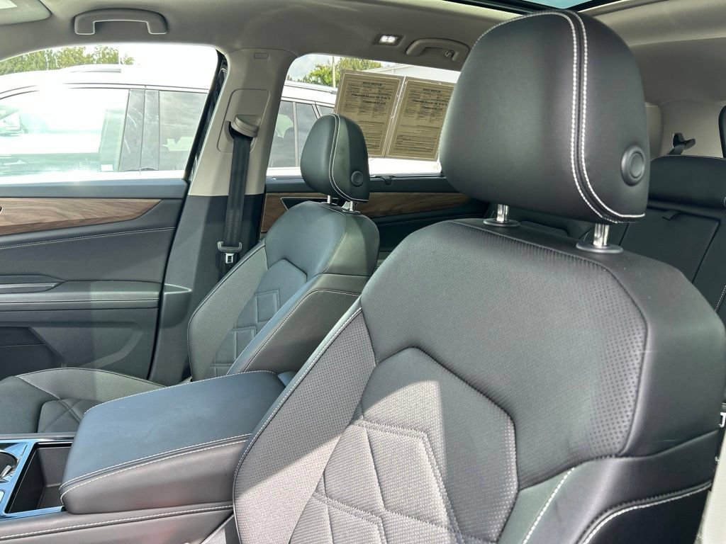 Certified 2026 Volkswagen Atlas SE w/ Panoramic Sunroof Package FWD image 22