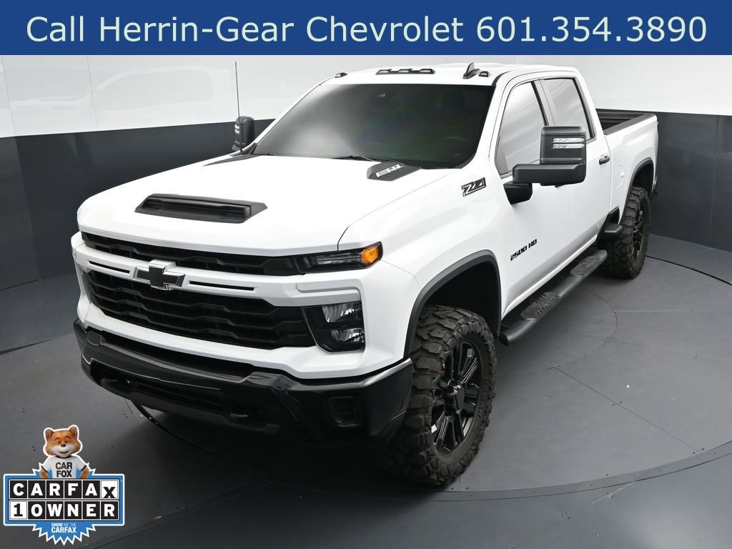 Used 2024 Chevrolet Silverado 2500 Custom w/ Custom Value Package AWD/4WD image 31