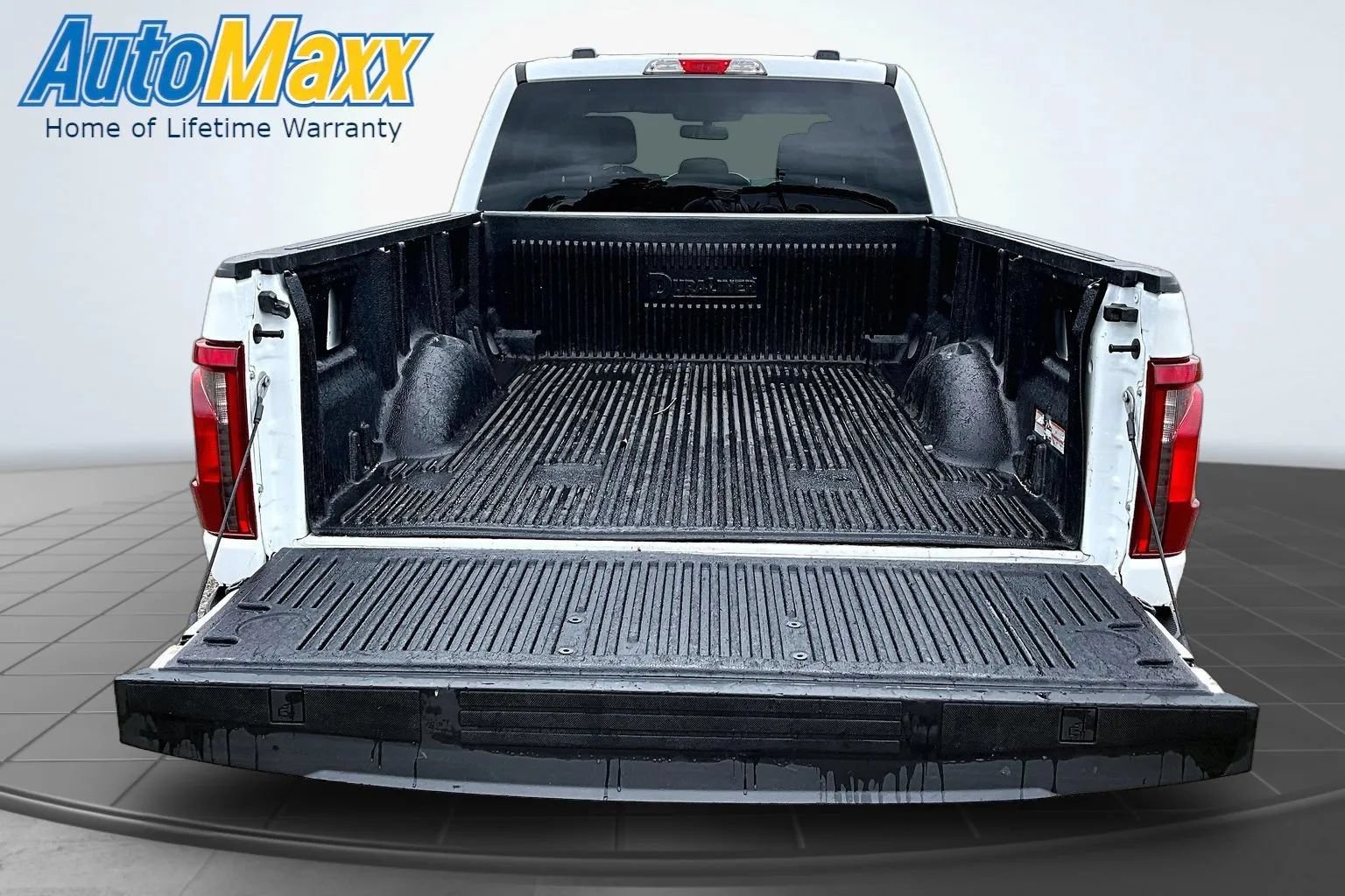 Used 2024 Ford F150 XLT w/ Tow/Haul Package AWD/4WD image 7