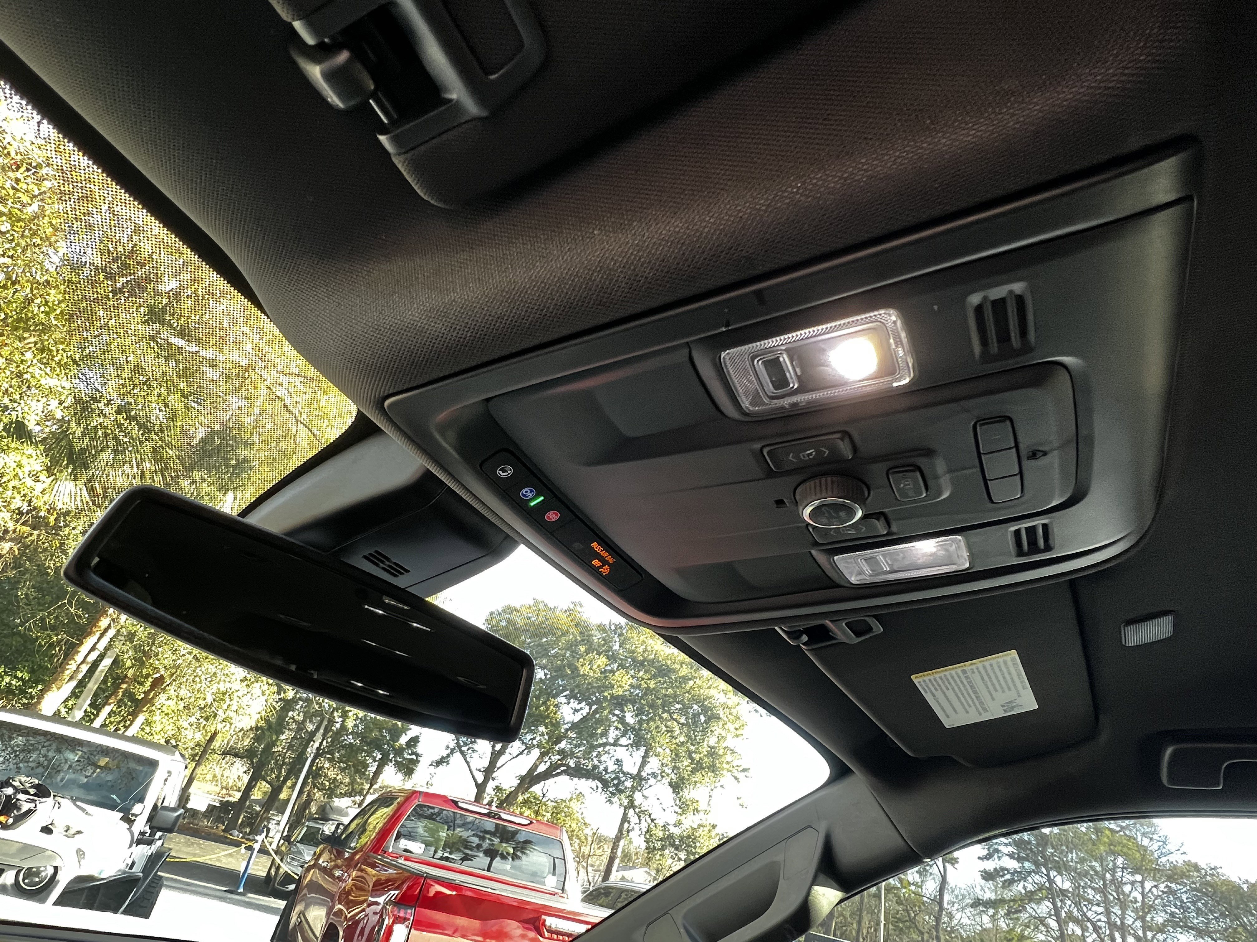 Used 2022 Chevrolet Tahoe RST w/ Luxury Package image 31