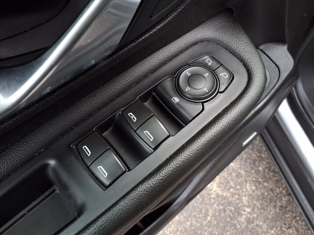 Used 2019 GMC Terrain Denali w/ Advanced Safety Package image 23