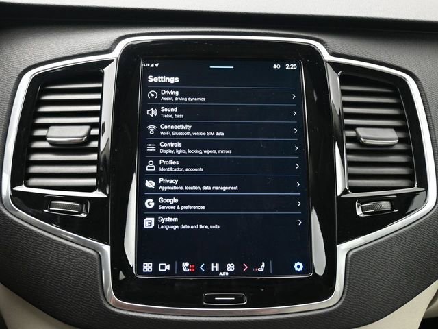 Used 2024 Volvo XC90 T8 Plus image 13