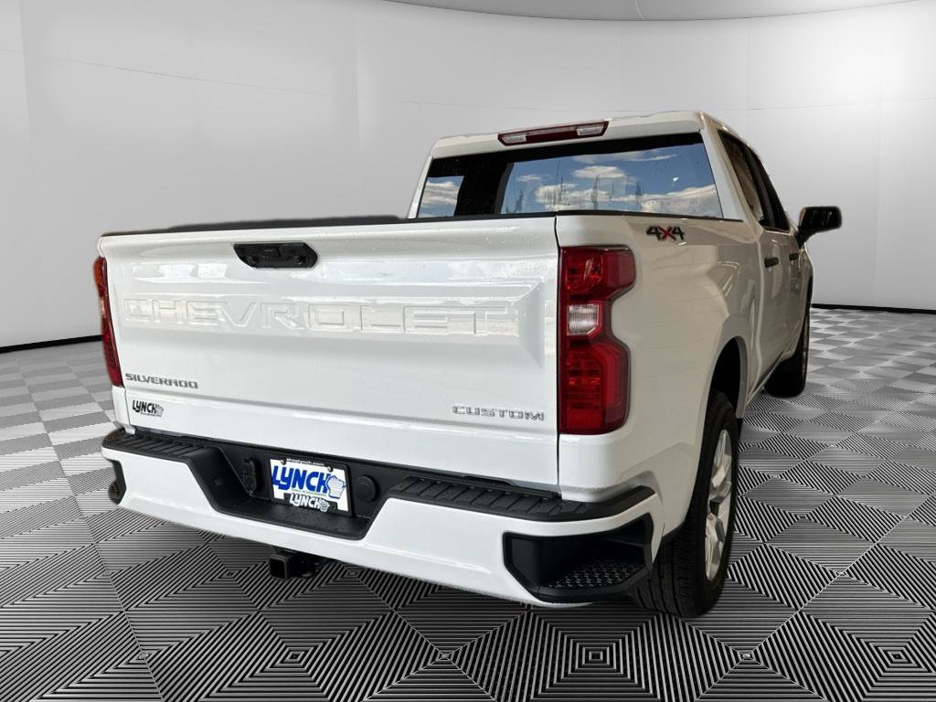 New 2026 Chevrolet Silverado 1500 Custom AWD/4WD image 5