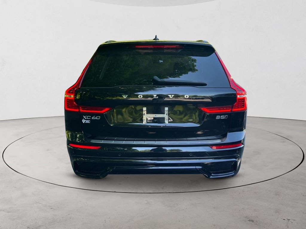Certified 2023 Volvo XC60 B5 Ultimate AWD/4WD image 4