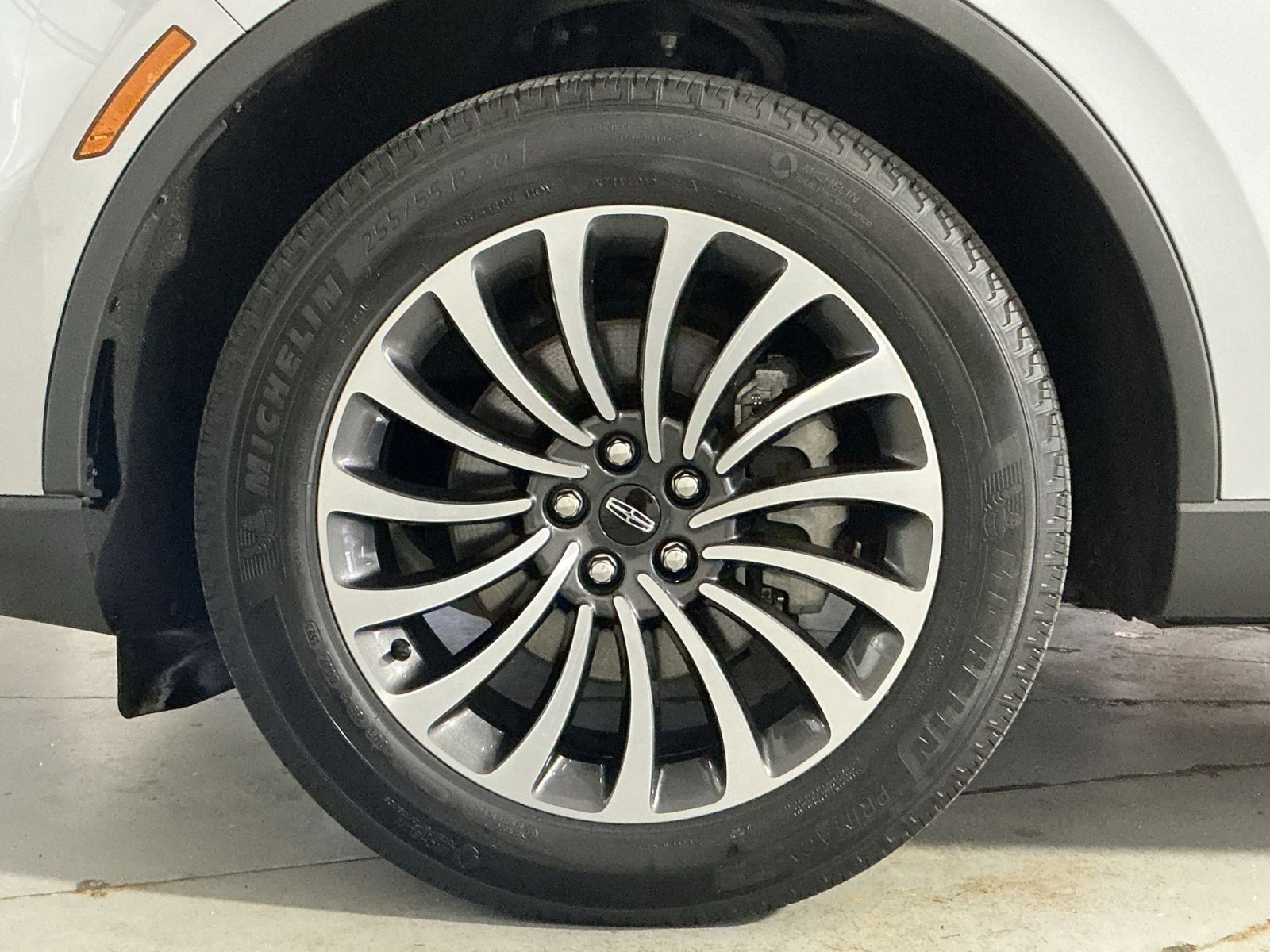 Used 2023 Lincoln Aviator Reserve image 20