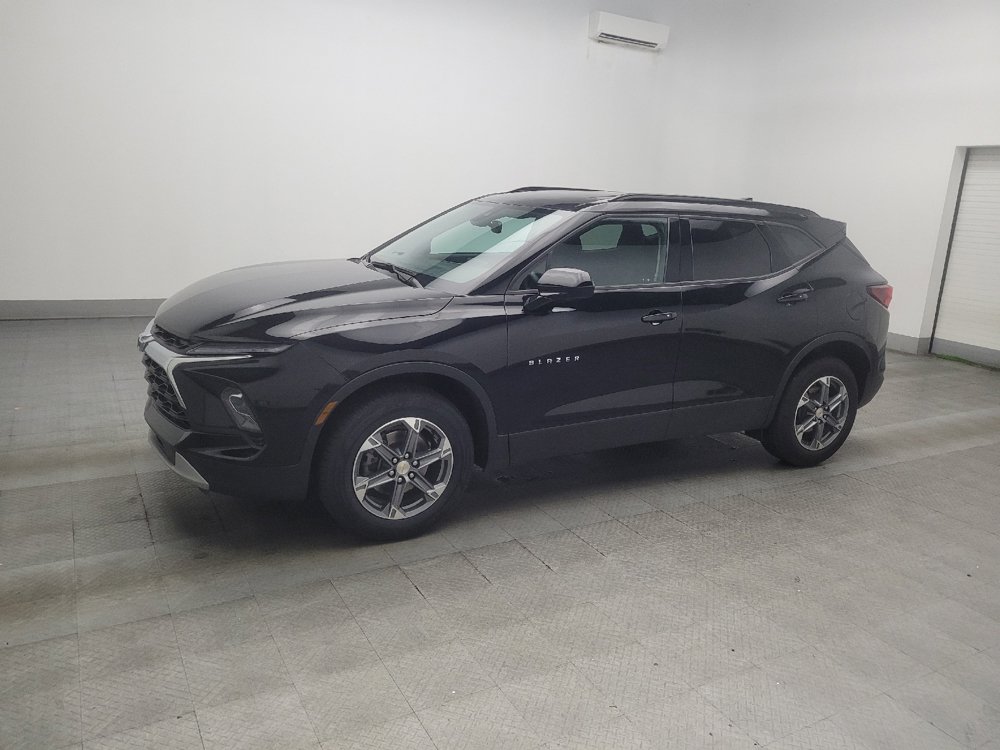 Used 2024 Chevrolet Blazer LT w/ Convenience Package FWD image 2