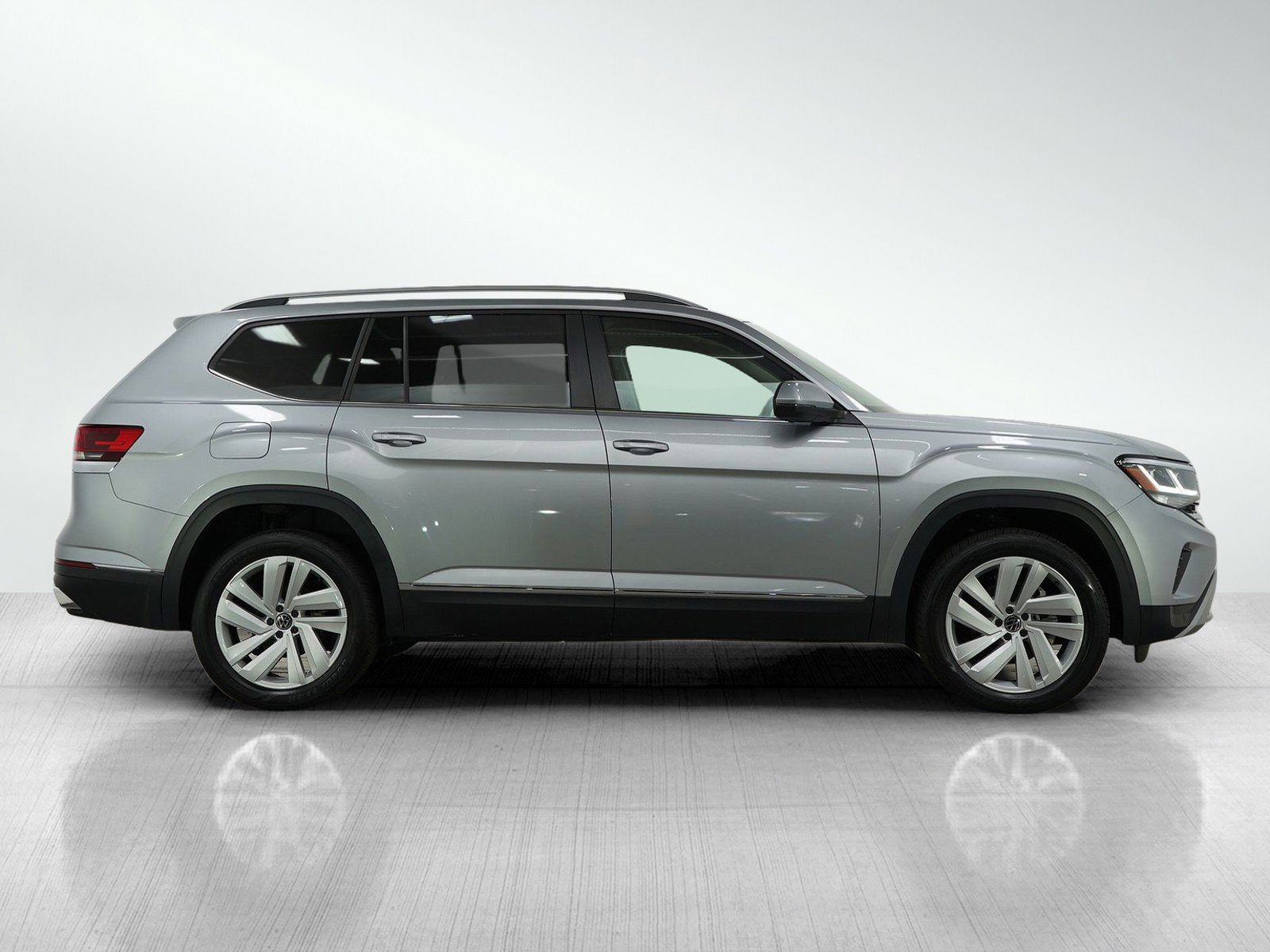 Used 2021 Volkswagen Atlas SEL image 6