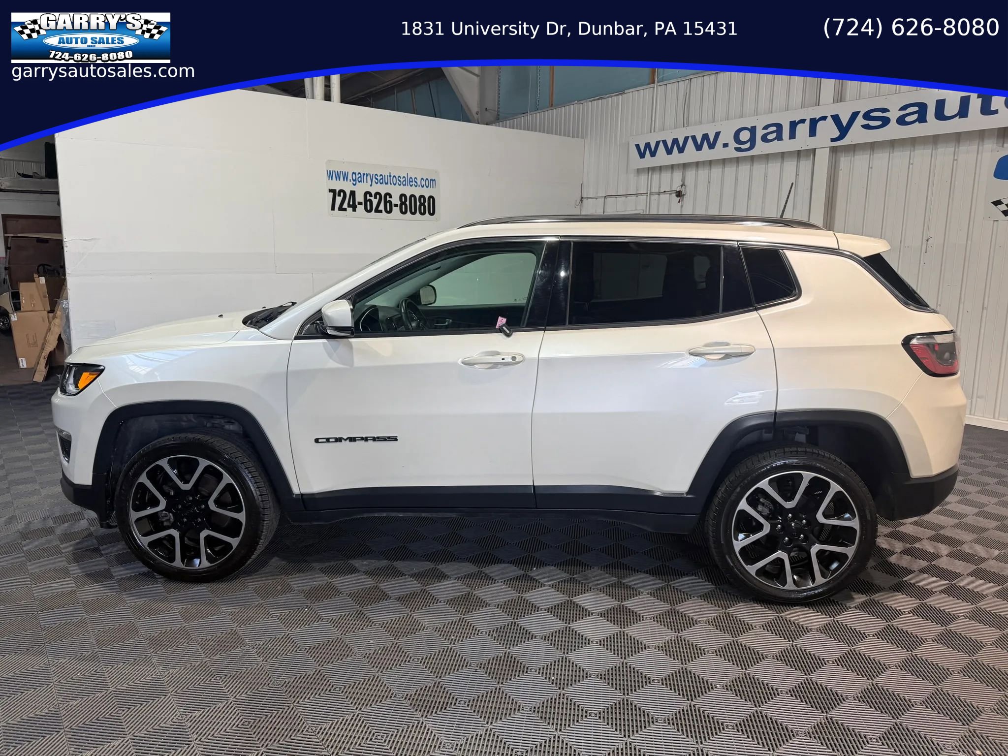 Used 2017 Jeep Compass Limited AWD/4WD image 8