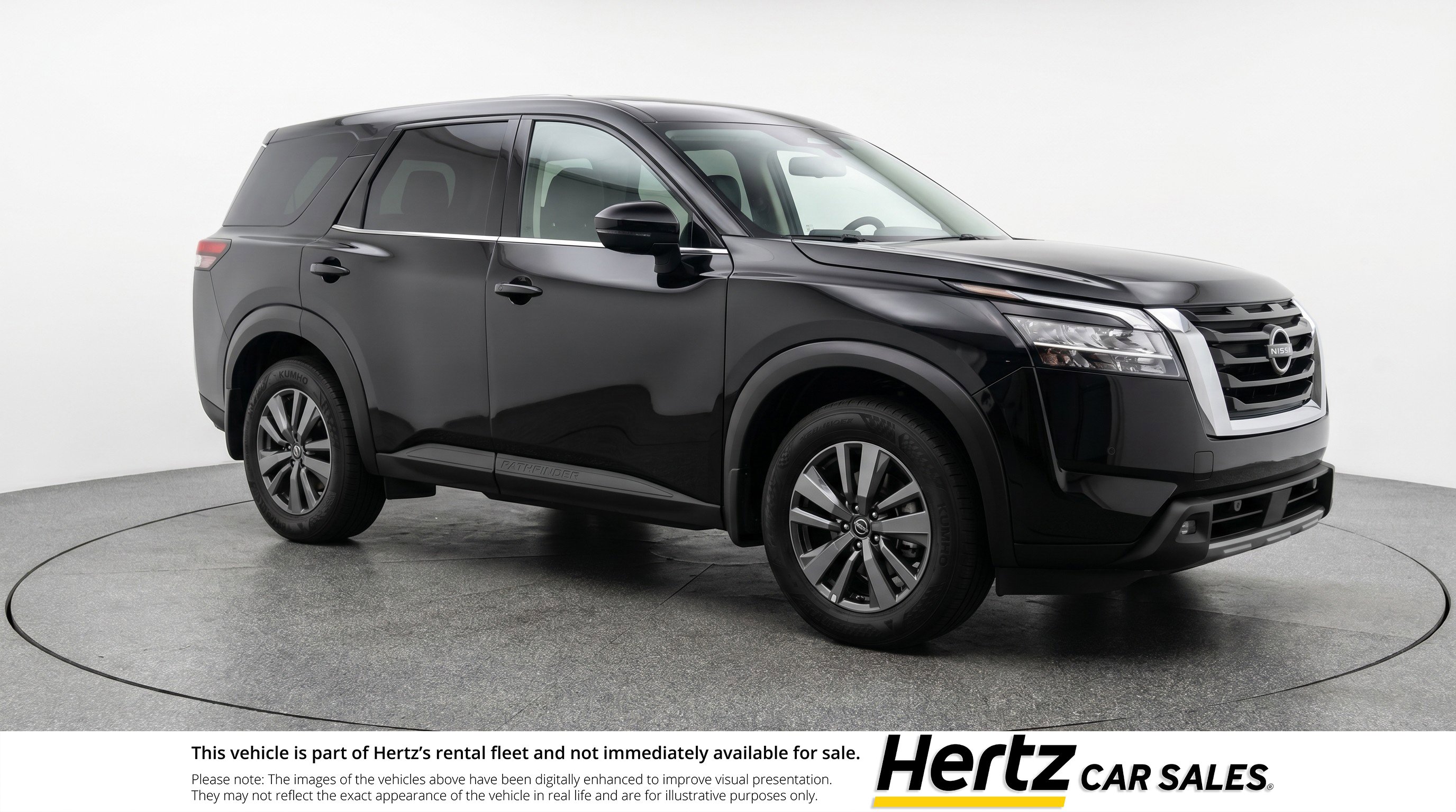 Used 2025 Nissan Pathfinder SV FWD image 1