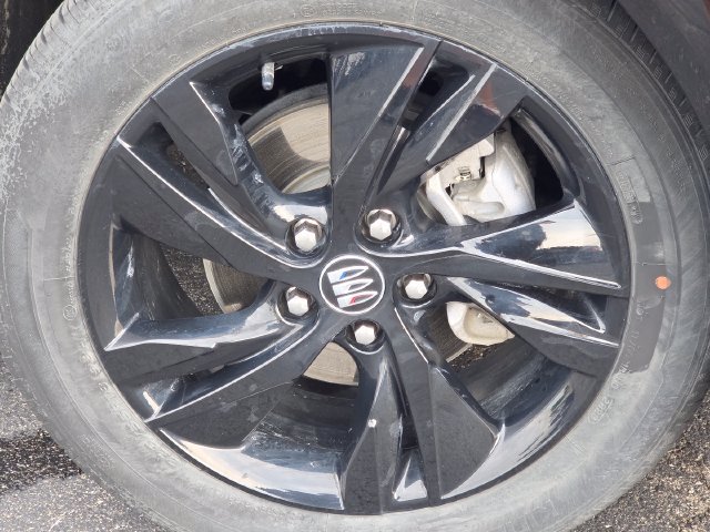 Used 2024 Buick Encore GX Sport Touring w/ Comfort Package FWD image 9