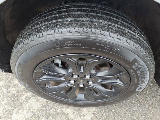 Used 2024 Ford Maverick Lariat w/ Black Appearance Package image 8