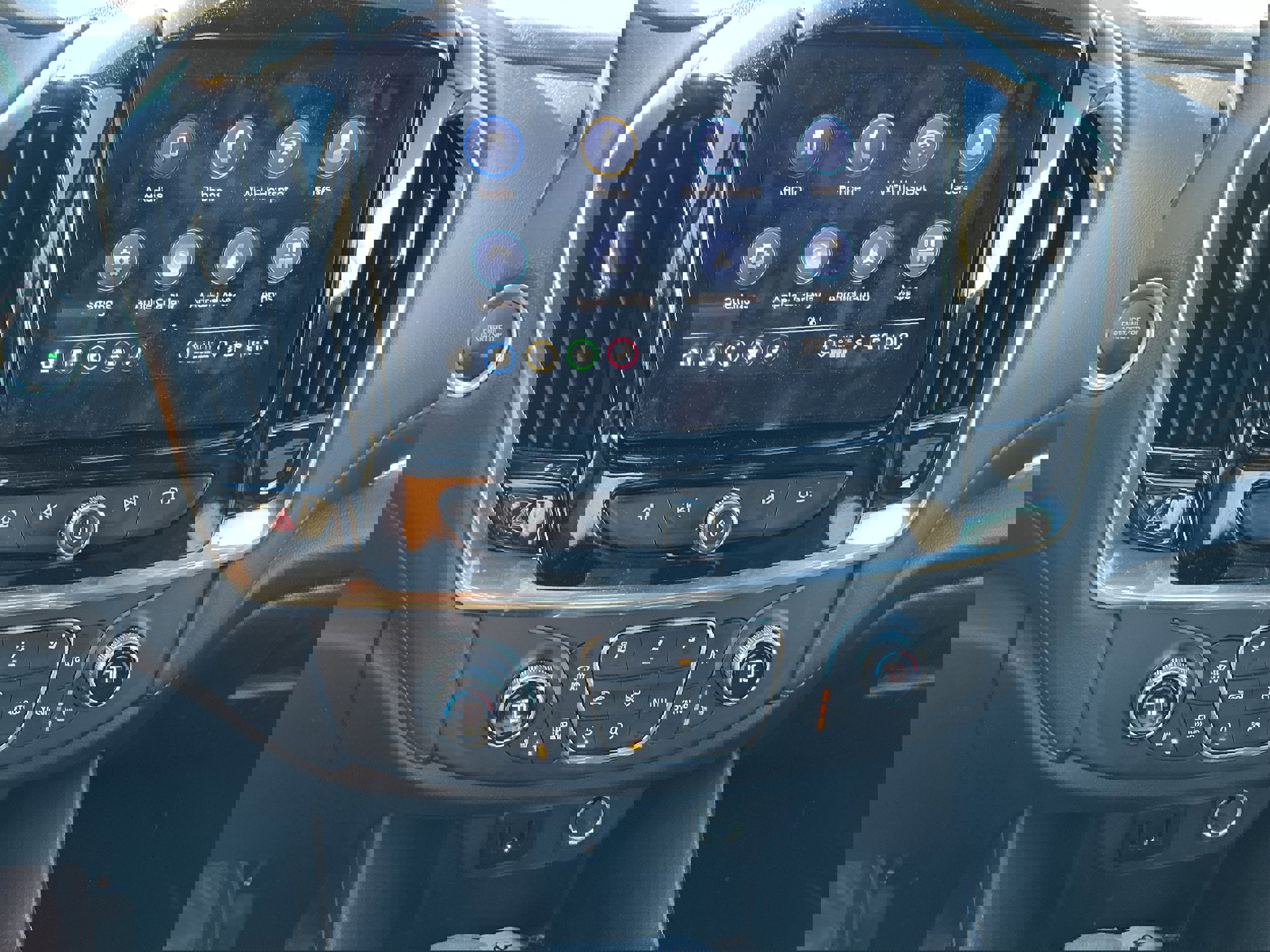 Certified 2023 Chevrolet Traverse LT w/ Midnight/Sport Edition AWD/4WD image 7