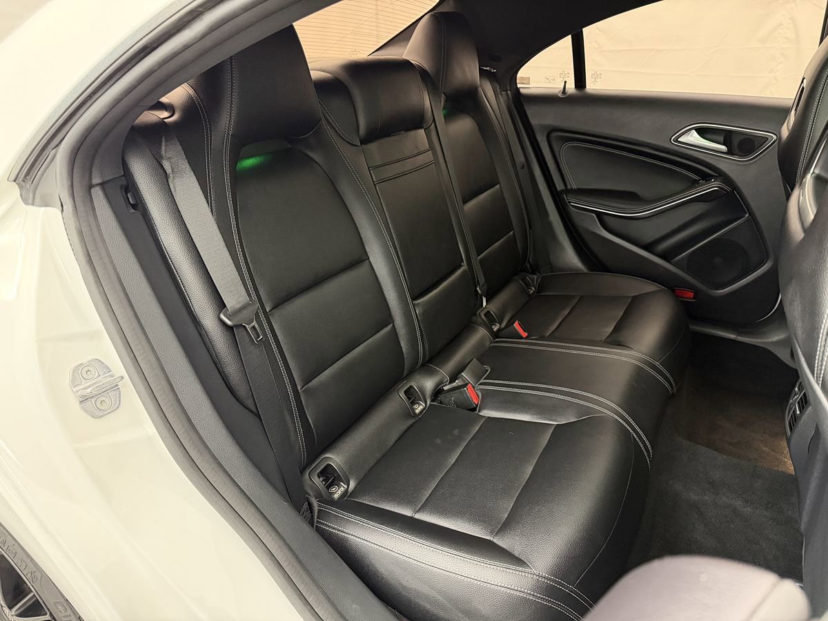Used 2019 Mercedes-Benz CLA 250 4MATIC image 23