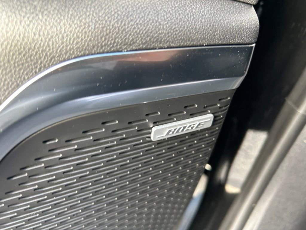 New 2026 GMC Acadia Elevation image 32