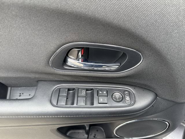 Used 2022 Honda HR-V EX image 17