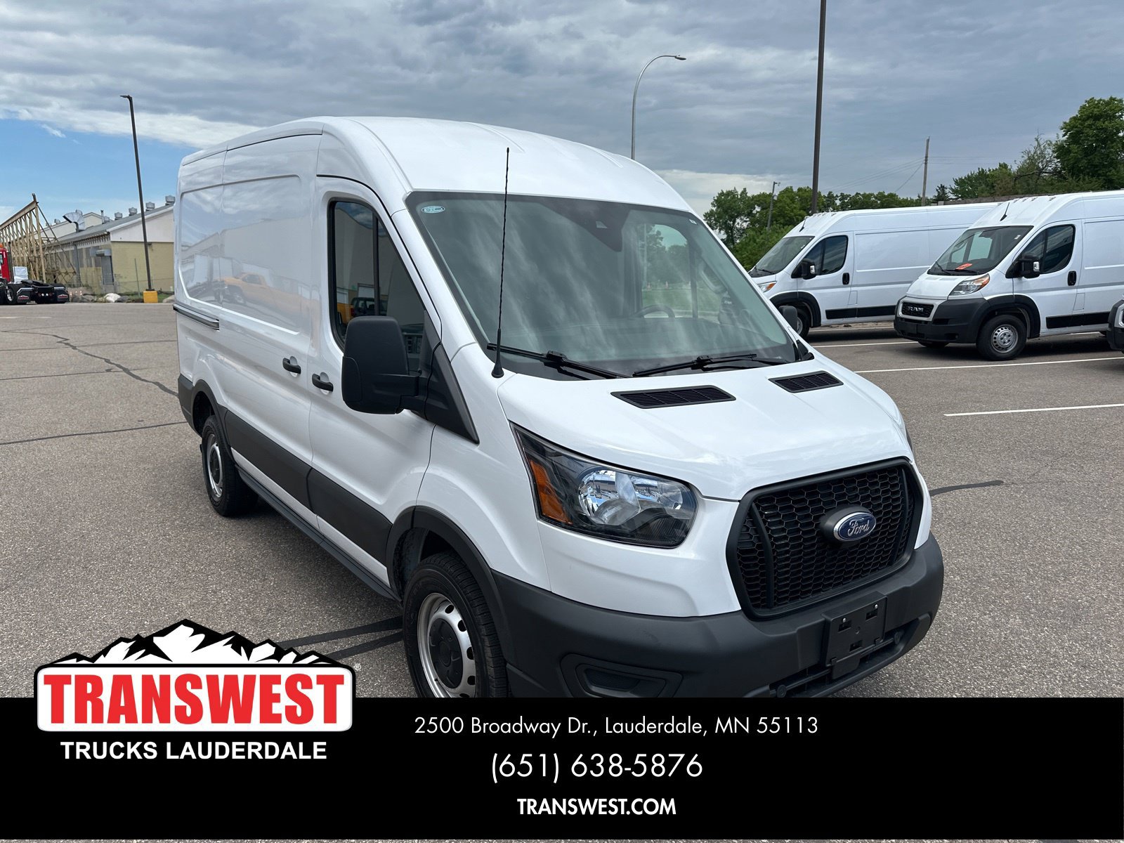 Used 2023 Ford Transit 250 Medium Roof w/ Load Area Protection Package RWD image 6