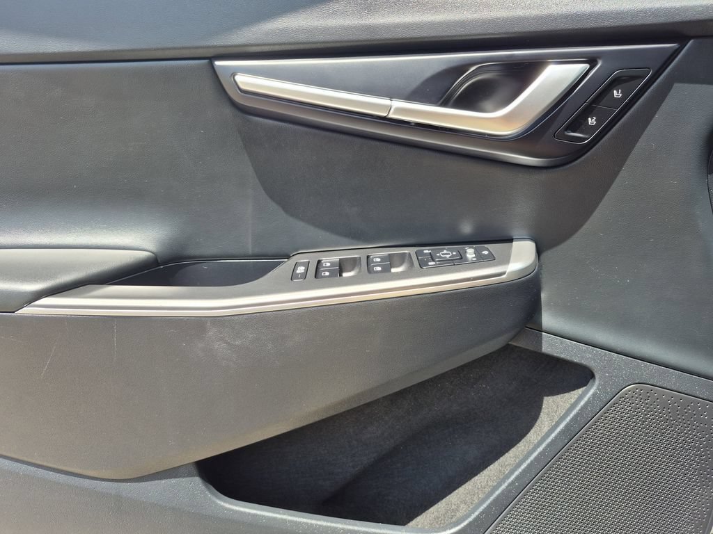 Certified 2024 Kia EV6 Light AWD/4WD image 8